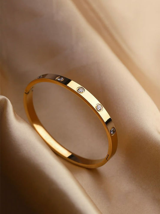 Fashionable Stainless Steel Rhinestone Decor Bangle
